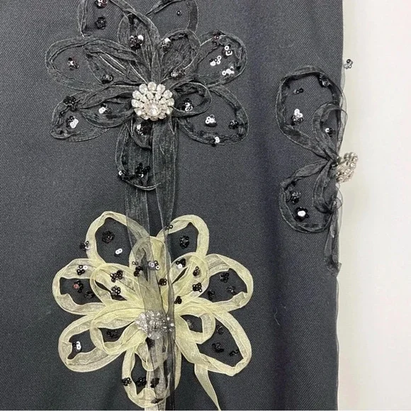 Ruth by Anthropologie skirt with ribbon appliqué flowers - size 4 - Picture 9 of 15